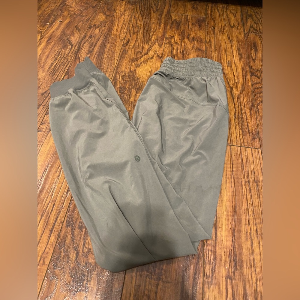 Lululemon joggers, olive green